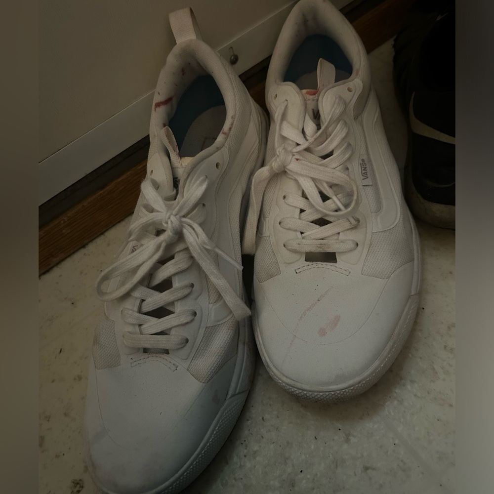 Men’s Vans shoes size 9.5